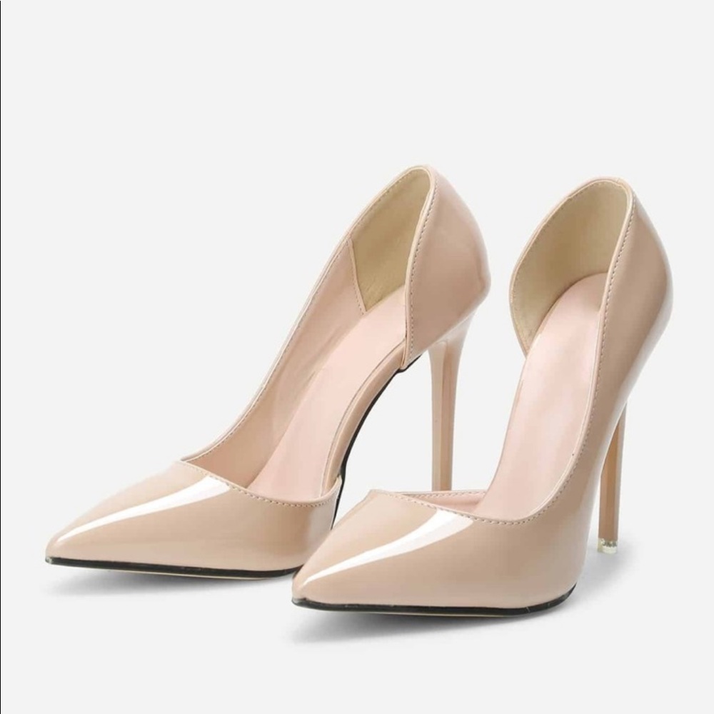 Pointed Toe PU court pumps